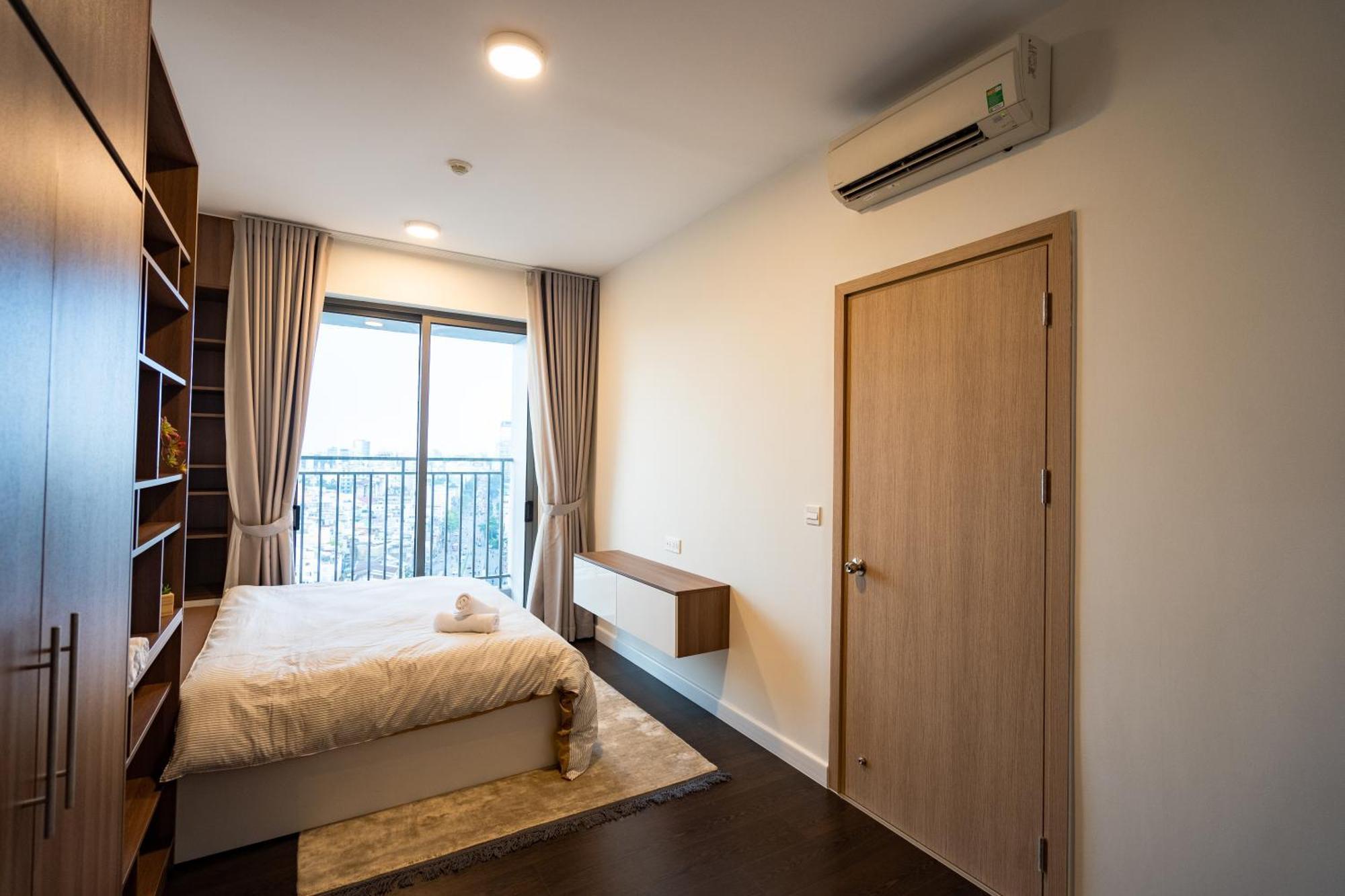Central Business District Rivergate Apartment - Free Pickup & Pool Хошимін Екстер'єр фото