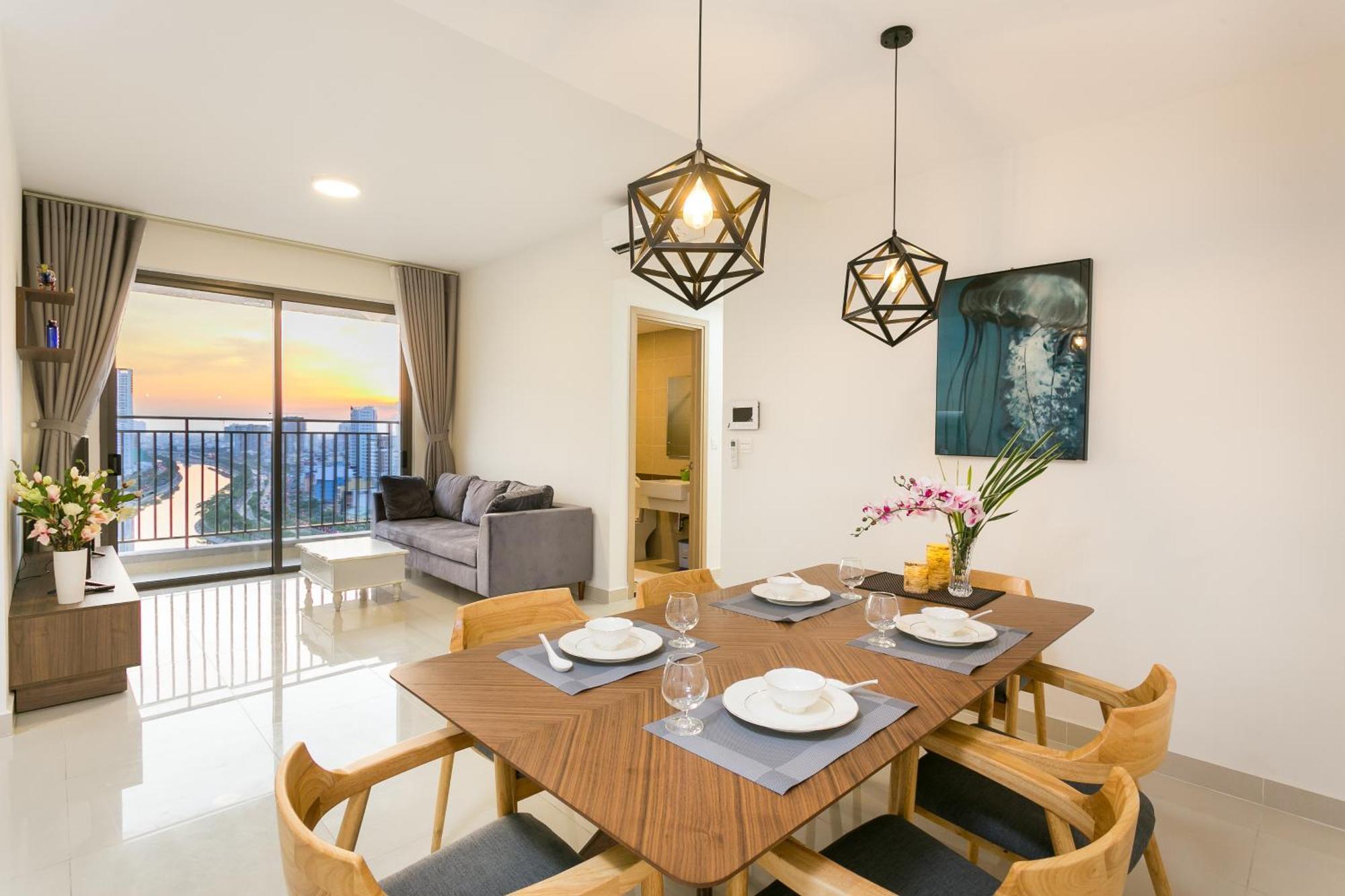 Central Business District Rivergate Apartment - Free Pickup & Pool Хошимін Екстер'єр фото
